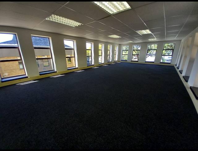 277M² OFFICE TO LET IN HURLINGHAM